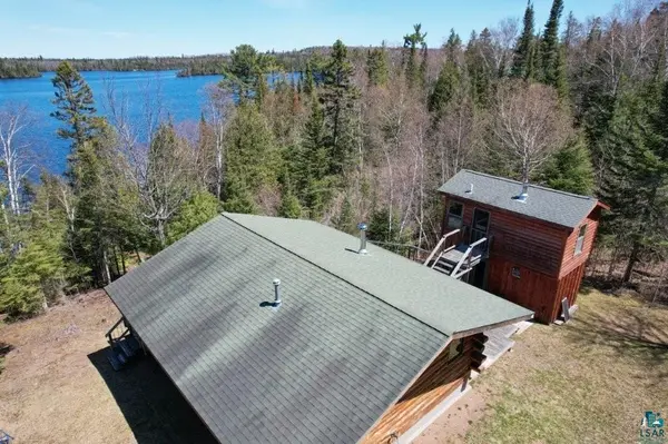 109 Tom Overlook Tr, Hovland, MN 55606