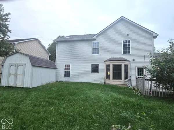 878 Waveland LN, Greenwood, IN 46143