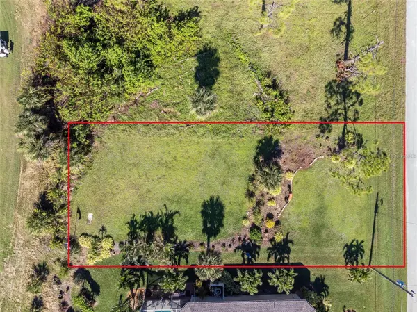 8 PINE VALLEY PL, Rotonda West, FL 33947