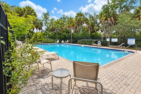4887 TUSCAN LOON DR, Tampa, FL 33619
