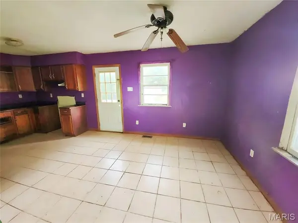 907 Rock RD, Union, MO 63084