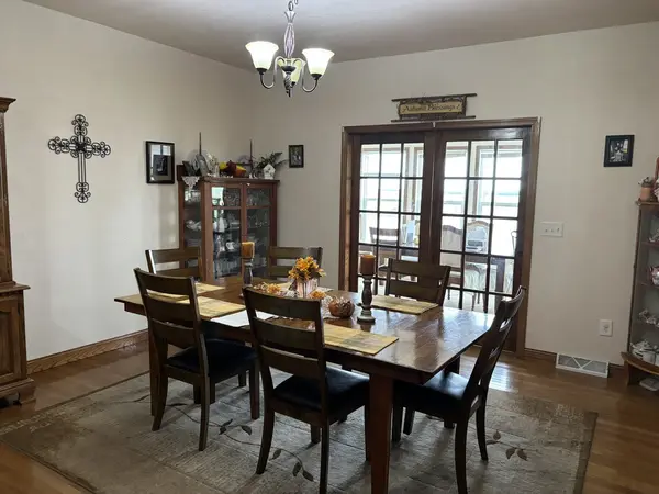 530 E Meuser DR, Paxton, IL 60957