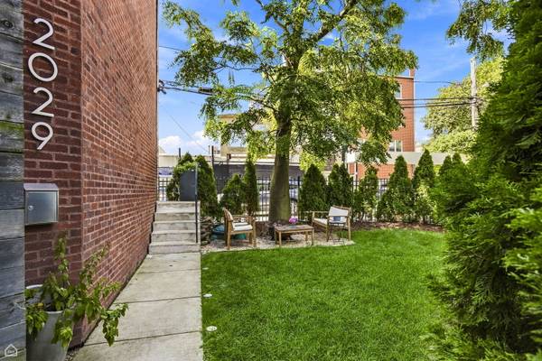 2029 W George ST, Chicago, IL 60618