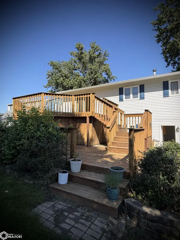 128 Deppe LN, Ottumwa, IA 52501