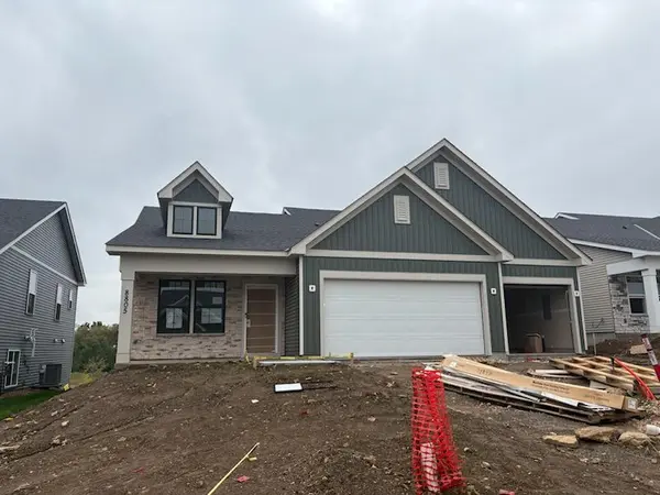 8805 63rd ST S, Cottage Grove, MN 55016