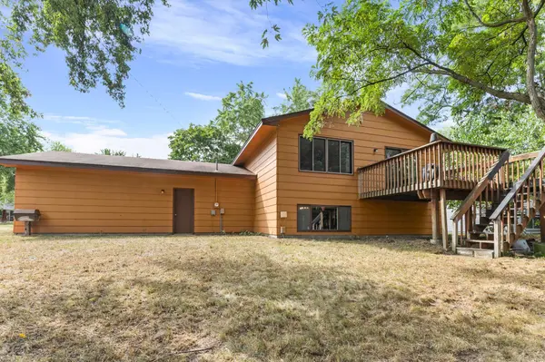 3005 114th LN NW, Coon Rapids, MN 55433