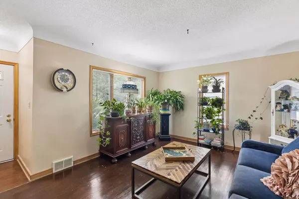 1190 Ottawa AVE, West Saint Paul, MN 55118