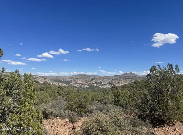 25408007 Fort Rock Ranch, Kingman, AZ 86401