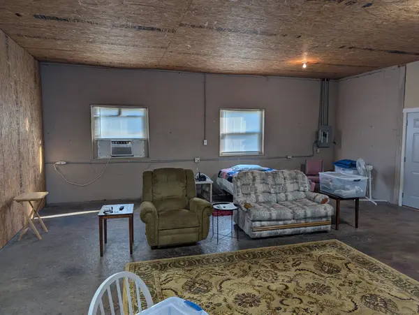 649 Blair Pond Rd, Winchester, TN 37398
