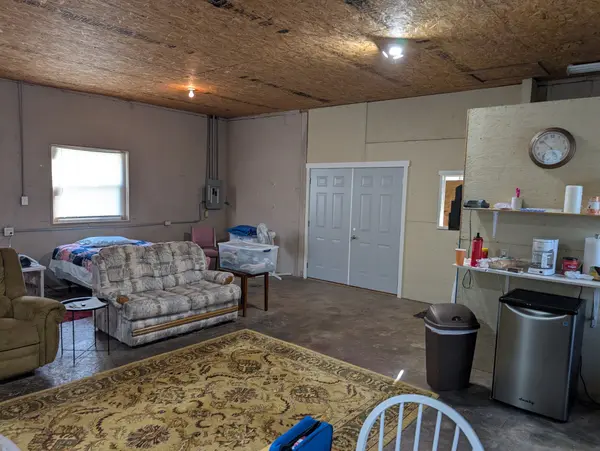 649 Blair Pond Rd, Winchester, TN 37398