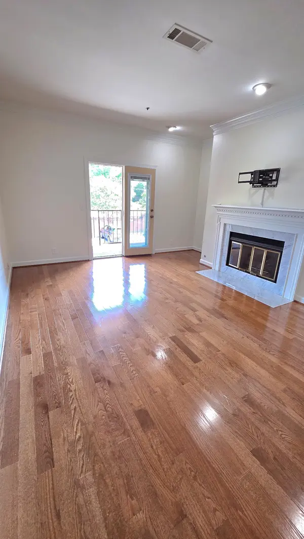 3380 Hillsboro Pike, Nashville, TN 37215