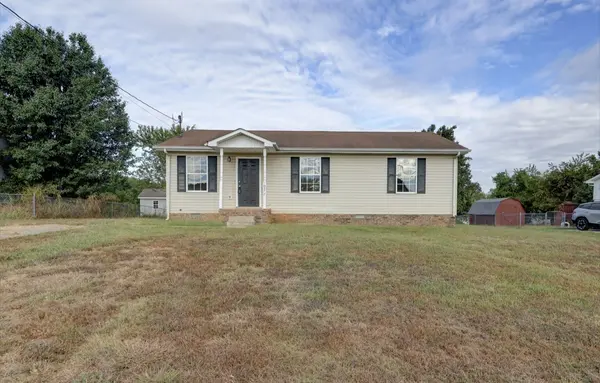 1022 Bush Ave, Oak Grove, KY 42262