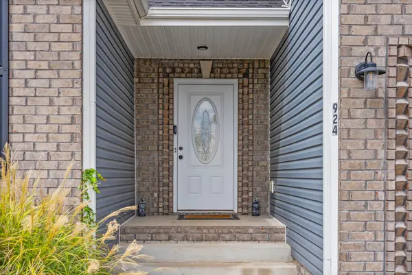 924 Burley Barn Rd, Clarksville, TN 37042