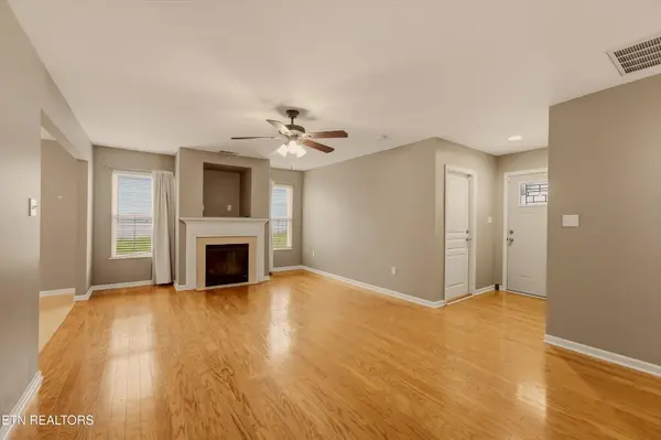 2326 Slate Valley Lane, Knoxville, TN 37923