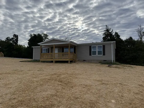 9318 Sunrise Rd, Red Boiling Springs, TN 37150
