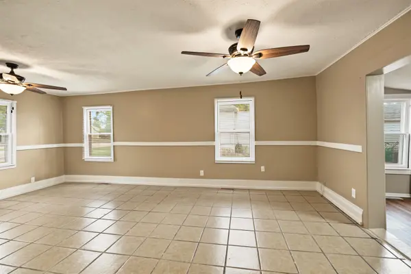 420 S College Ave, Salina, KS 67401