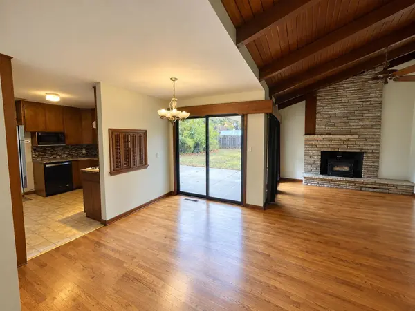 6 Roberts Ct, Winfield, KS 67156