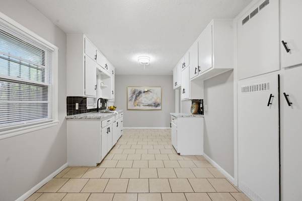 2804 E 13th, Wichita, KS 67214