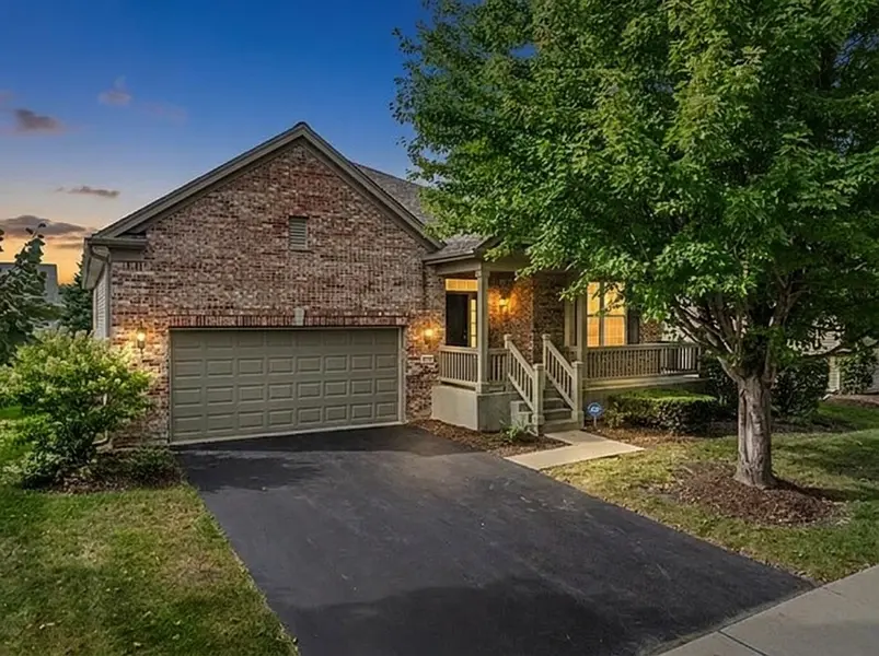 2173 Sandpiper WAY, Elgin, IL 60124