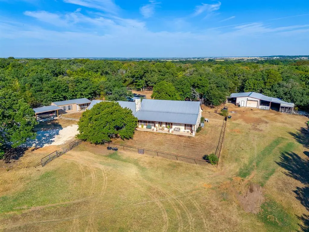 3305 E Fm 916, Cleburne, TX 76031