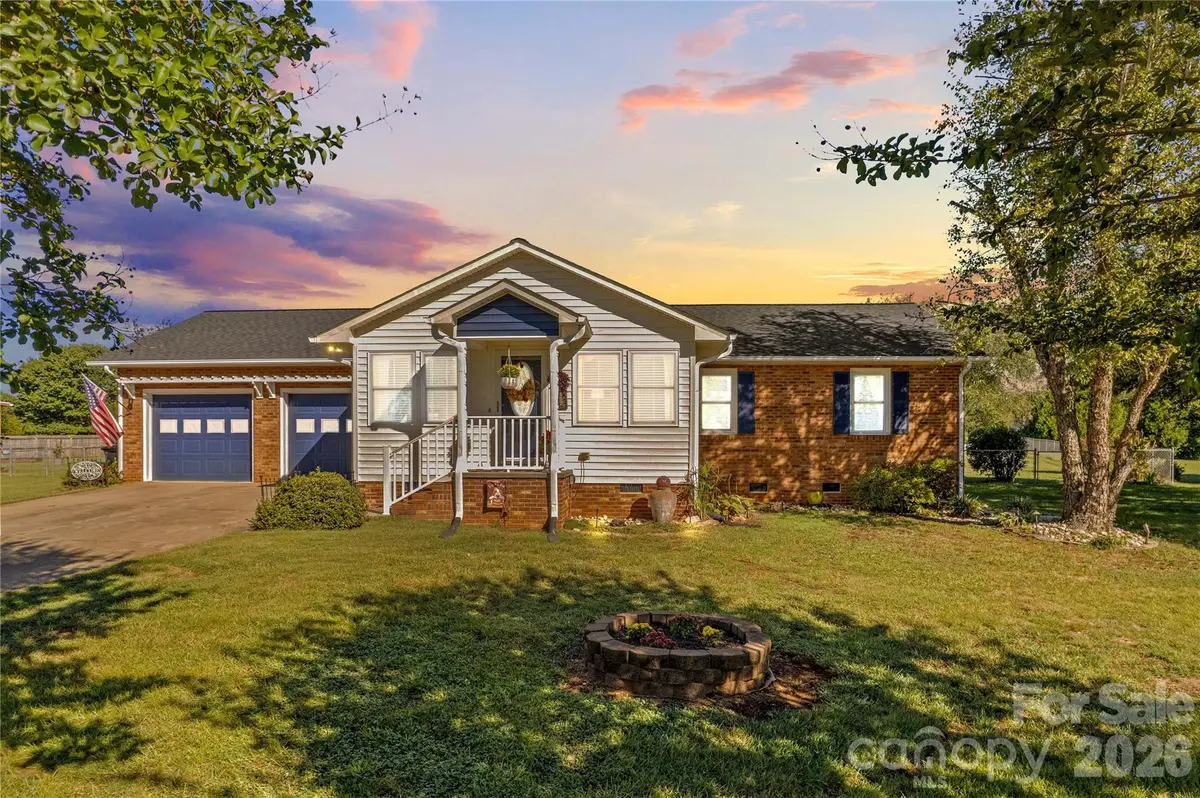 186 Antler DR, Statesville, NC 28625