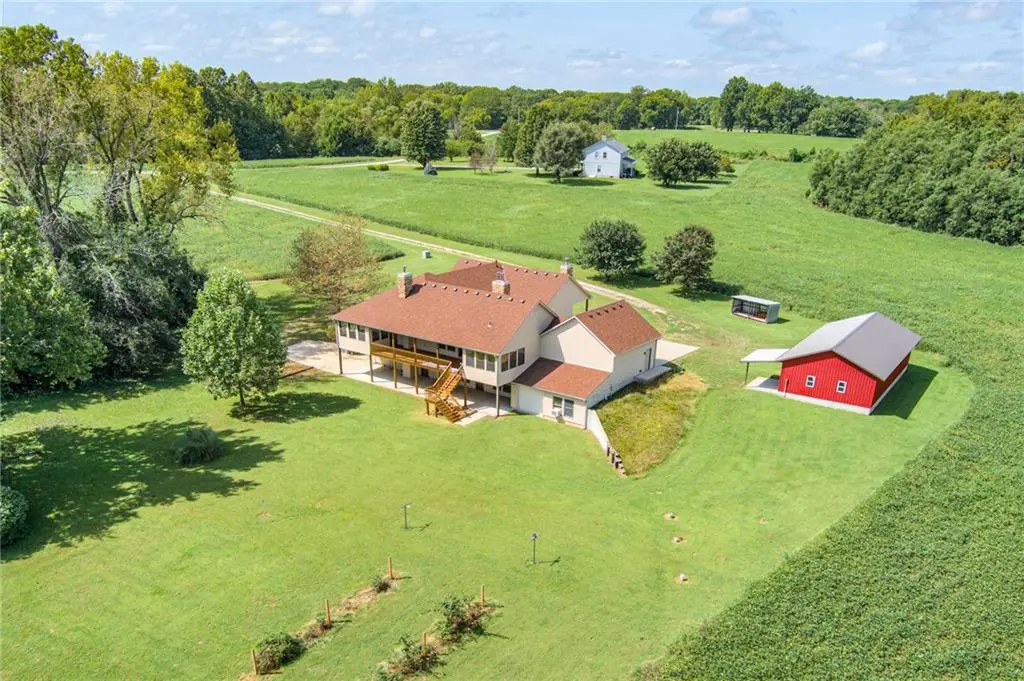 25205 E Blue Mills RD, Independence, MO 64058