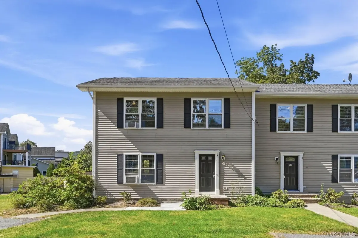 3 Teneyck AVE #A, Greenwood Lake, NY 10925