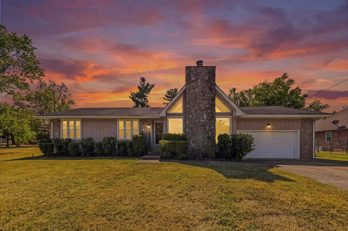 2909 Starboard Dr, Nashville, TN 37217