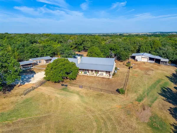 3305 E Fm 916, Cleburne, TX 76031