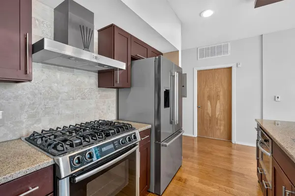 1600 Barton Springs RD #1302, Austin, TX 78704