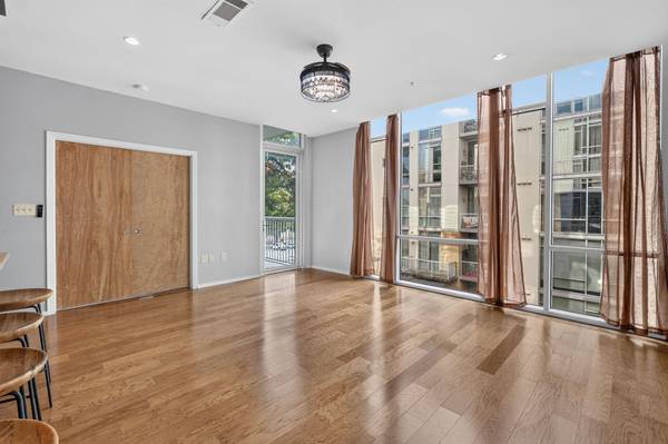 1600 Barton Springs RD #1302, Austin, TX 78704
