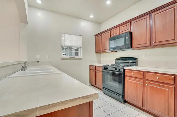 2115 E 18th ST #A, Austin, TX 78702