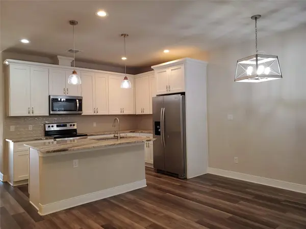 121 N Pahihi DR #A, Bastrop, TX 78602