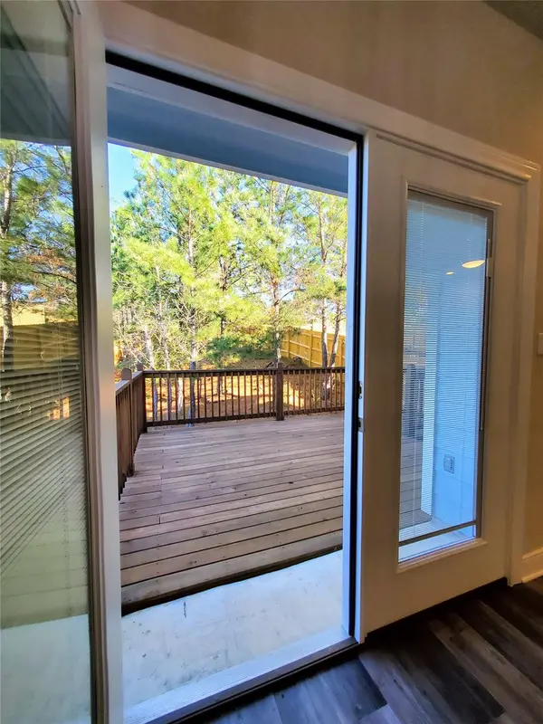 121 N Pahihi DR #A, Bastrop, TX 78602