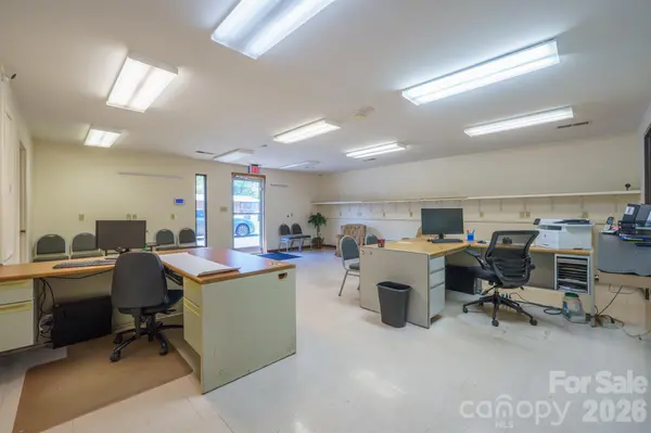 956 Reepsville RD, Lincolnton, NC 28092