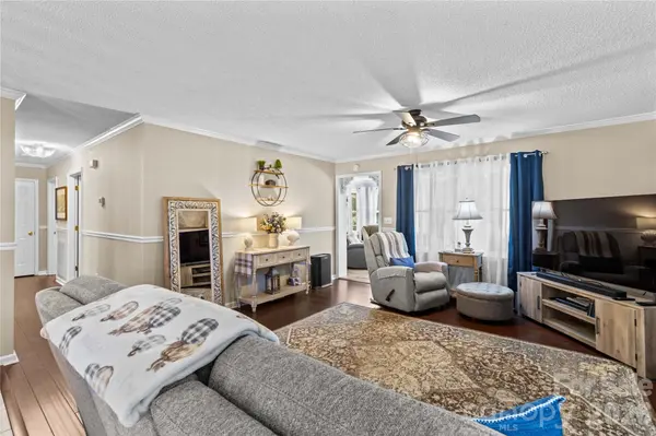 186 Antler DR, Statesville, NC 28625