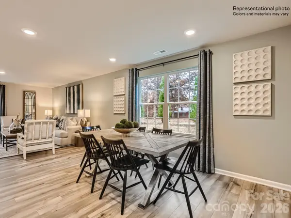 1944 Sunflower CIR #BRD 37, Newton, NC 28658