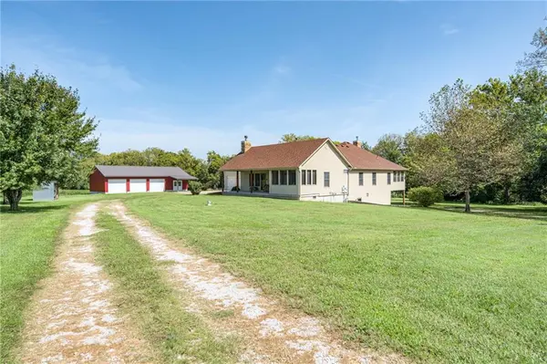25205 E Blue Mills RD, Independence, MO 64058