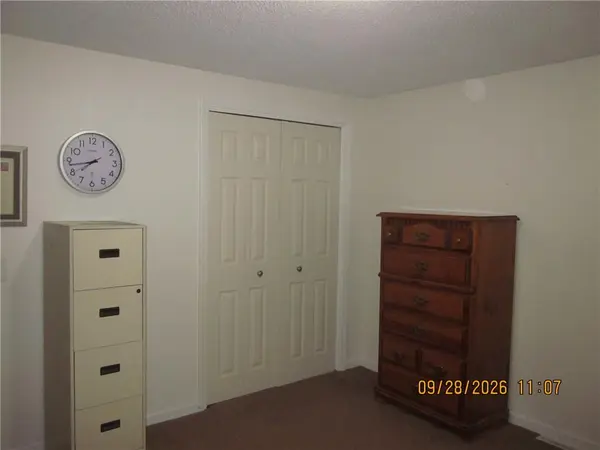 217 W Market ST, St Joseph, MO 64505