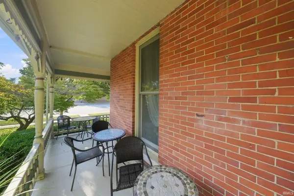 101 E 2nd ST, North Manchester, IN 46962