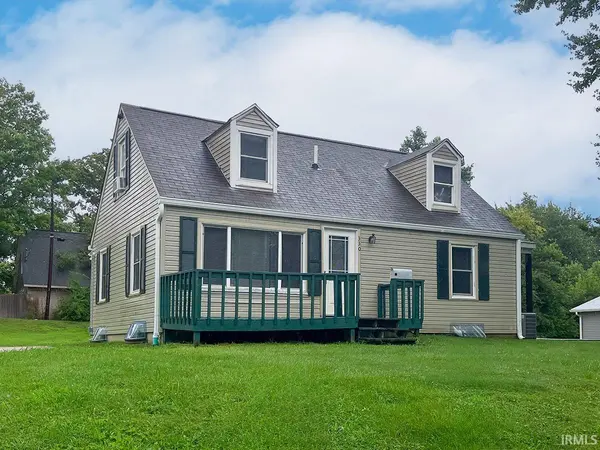 330 N Roosevelt ST, Bloomington, IN 47408