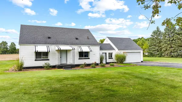 4115 Goeglein RD, Fort Wayne, IN 46815