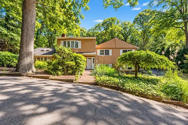 80 Alpine WAY, South Huntington, NY 11746