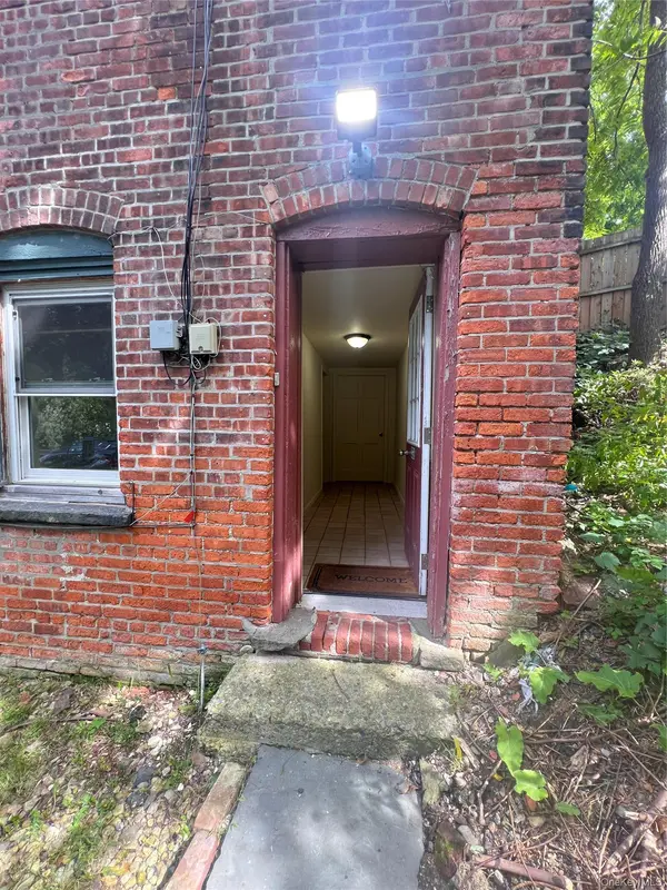 33 E Main ST #B, Beacon, NY 12508