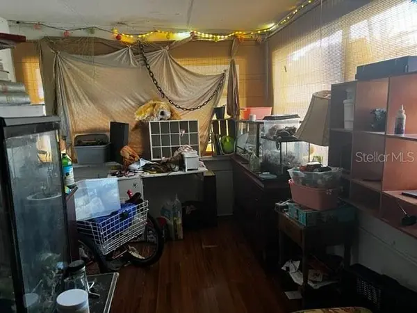 10523 111TH TER N, Largo, FL 33773