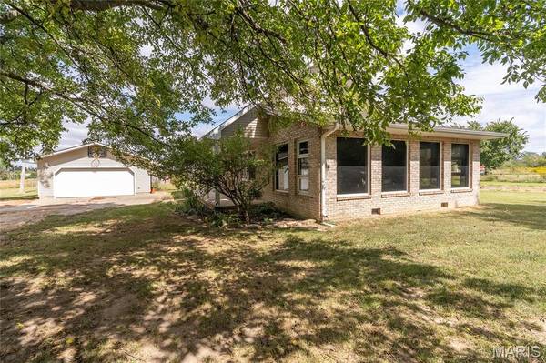 950 Cook, Eldorado, IL 62930