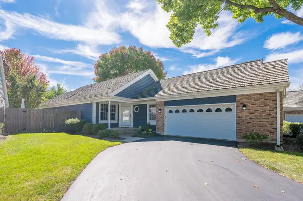 530 Park Barrington WAY, Barrington, IL 60010
