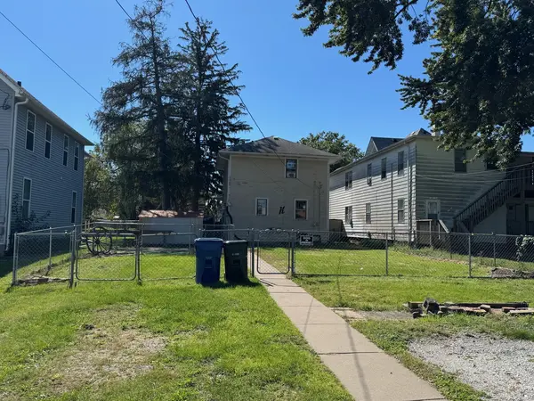 918 W Locust ST, Davenport, IA 52804