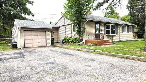1201 E Euclid AVE, Arlington Heights, IL 60004