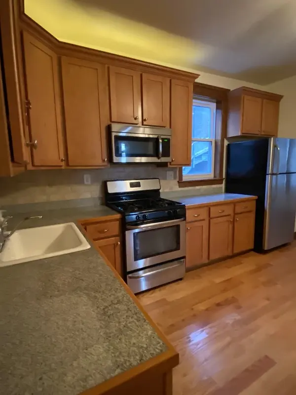 3304 N Albany AVE, Chicago, IL 60618